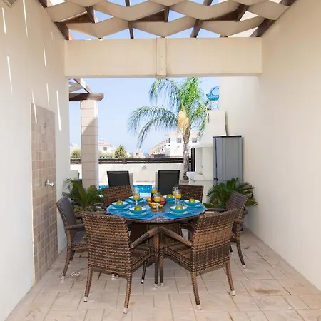 Maison Menelaos Paralimni